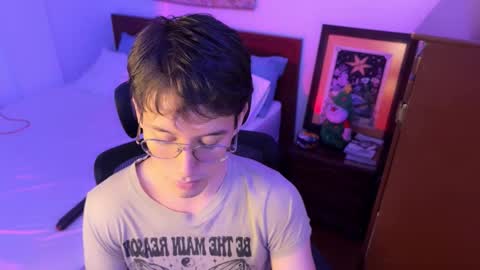 Snapshot of scoobysnack_ chatting on 01-13-26, 02:28 ScoobySnack online show from 01-13-26, 02:28