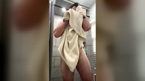 Snapshot of scotsmanx chatting on 03-24-26, 12:43 scotsmanx online show from 03-24-26, 12:43