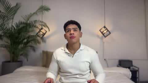 Andrew Flintt online show from 09-23-25, 03:20