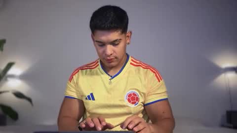 Andrew Flintt online show from 01-11-26, 11:04