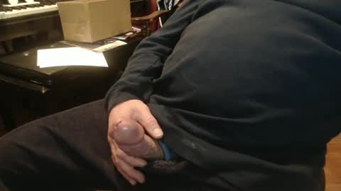 Snapshot of scottbearfun chatting on 02-04-25, 01:56 scottbearfun online show from 02-04-25, 01:56