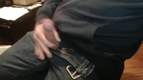Snapshot of scottbearfun chatting on 02-14-25, 03:47 scottbearfun online show from 02-14-25, 03:47