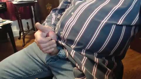 Snapshot of scottbearfun chatting on 03-11-26, 03:51 scottbearfun online show from 03-11-26, 03:51