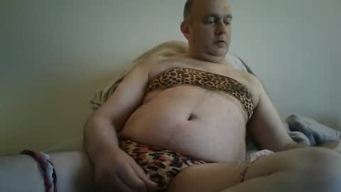 Snapshot of scottforfuhn chatting on 05-01-26, 03:05 scottforfuhn online show from 05-01-26, 03:05