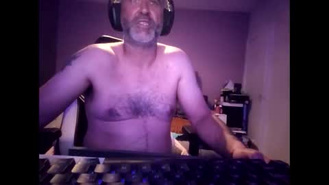 scottish79111 online show from 05-22-26, 09:42