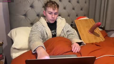 danny online show from 01-10-25, 05:13