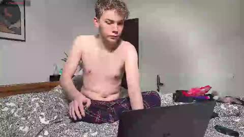 danny online show from 02-12-25, 04:44