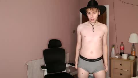 danny online show from 09-18-25, 03:03