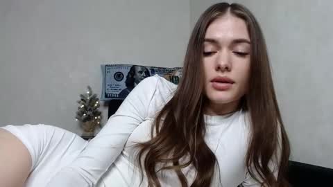Snapshot of scratc_h chatting on 12-16-24, 11:18 scratc_h online show from 12-16-24, 11:18