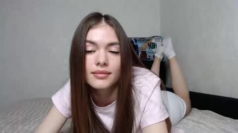 Snapshot of scratc_h chatting on 03-06-25, 10:15 scratc_h online show from 03-06-25, 10:15