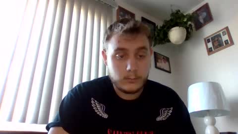 Snapshot of scream19899793553 chatting on 11-20-25, 05:23 scream19899793553 online show from 11-20-25, 05:23