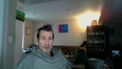 Snapshot of scroach11 chatting on 01-14-25, 04:50 GettOffMyLawn online show from 01-14-25, 04:50