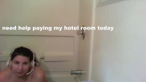 Danni online show from 10-21-25, 09:10