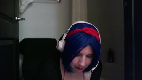 Snapshot of scumbagsmith chatting on 12-18-25, 03:45 Danni online show from 12-18-25, 03:45