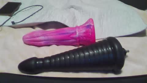 SDBeachfreaks online show from 12-18-25, 06:08