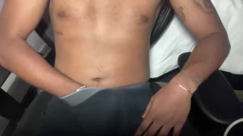 collegetwunk67 online show from 03-18-26, 05:43