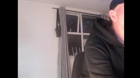 Snapshot of seafordsatana chatting on 10-18-25, 06:16 seafordsatana online show from 10-18-25, 06:16