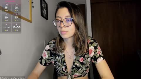 Aria Independent model online show from 11-28-25, 12:46