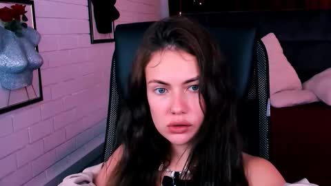 Snapshot of seajorji chatting on 10-15-25, 02:39 Sea Jorji online show from 10-15-25, 02:39