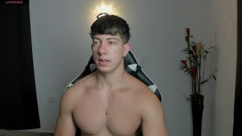 Snapshot of sean_brownx chatting on 06-04-26, 11:49 Sean online show from 06-04-26, 11:49