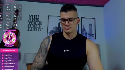 Snapshot of sean_carrera69 chatting on 03-07-25, 09:38 Sean Carrera online show from 03-07-25, 09:38