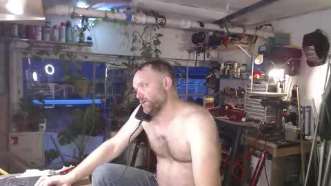 Seattlemanwhore online show from 11-12-25, 03:12