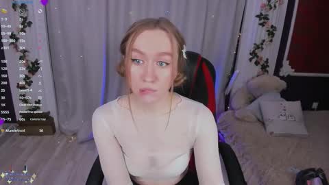 Snapshot of seavia chatting on 10-22-25, 04:40 Sea online show from 10-22-25, 04:40