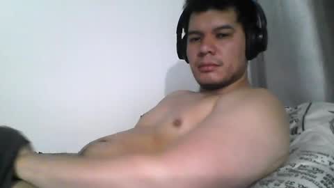 Snapshot of seb5759 chatting on 05-09-26, 05:45 seb5759 online show from 05-09-26, 05:45