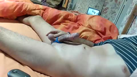 Snapshot of seb_aze chatting on 01-12-25, 09:19 seb online show from 01-12-25, 09:19