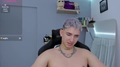 Snapshot of sebas__23 chatting on 02-19-25, 12:35 Sebastin online show from 02-19-25, 12:35