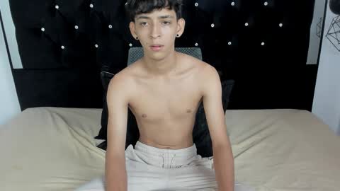 Snapshot of sebas_cat chatting on 02-22-26, 02:45 Sebastian Alvarez online show from 02-22-26, 02:45