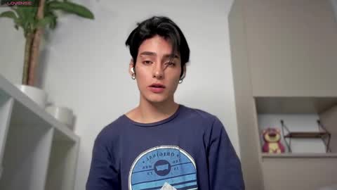 sebastian online show from 12-19-24, 04:02