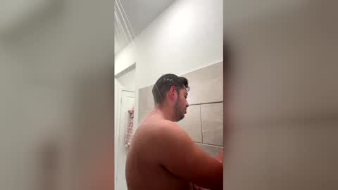 Snapshot of sebasbilbao7 chatting on 04-11-26, 04:50 sebasbilbao7 online show from 04-11-26, 04:50