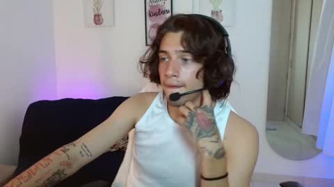 Sebas online show from 02-21-25, 02:06