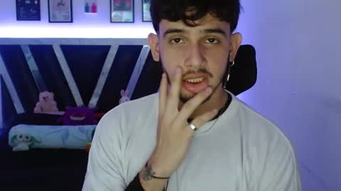 Sebas online show from 09-19-25, 05:24