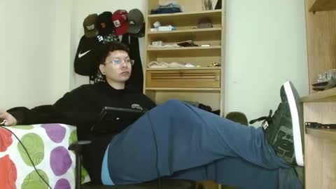 Sebas online show from 02-20-25, 04:28