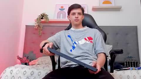 Snapshot of sebastamayo_ chatting on 03-05-26, 06:20 SEBAS online show from 03-05-26, 06:20