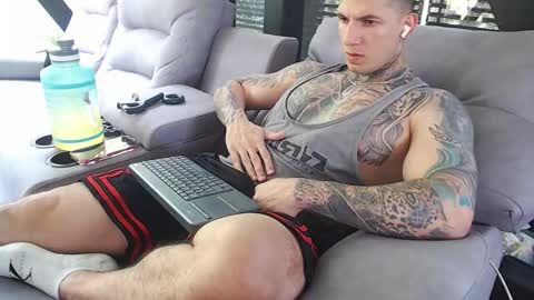 Sebastian online show from 03-24-26, 06:46