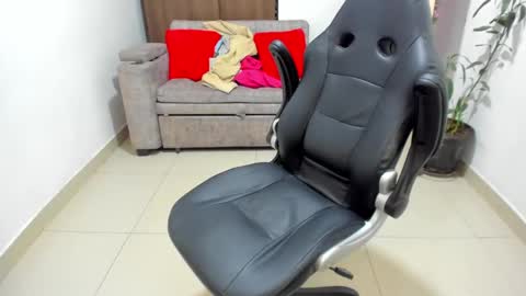 Snapshot of sebastian_oconnor77 chatting on 01-17-25, 06:02 juan sebastian online show from 01-17-25, 06:02