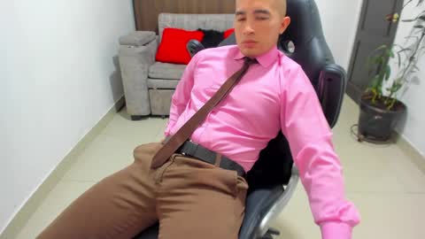 Snapshot of sebastian_oconnor77 chatting on 01-25-25, 03:41 juan sebastian online show from 01-25-25, 03:41