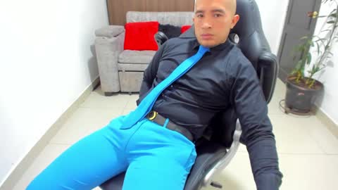 Snapshot of sebastian_oconnor77 chatting on 01-28-25, 03:14 juan sebastian online show from 01-28-25, 03:14