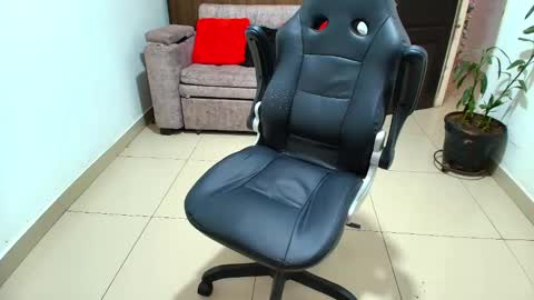 Snapshot of sebastian_oconnor77 chatting on 02-06-25, 06:13 juan sebastian online show from 02-06-25, 06:13