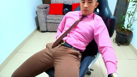 Snapshot of sebastian_oconnor77 chatting on 02-07-25, 12:17 juan sebastian online show from 02-07-25, 12:17