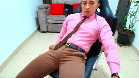 Snapshot of sebastian_oconnor77 chatting on 02-07-25, 03:19 juan sebastian online show from 02-07-25, 03:19