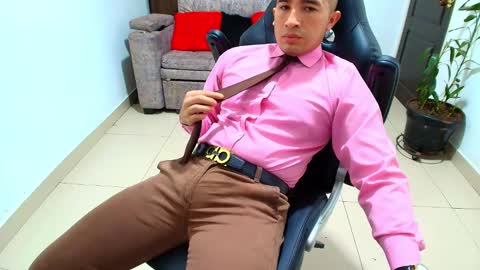 Snapshot of sebastian_oconnor77 chatting on 02-07-25, 06:24 juan sebastian online show from 02-07-25, 06:24