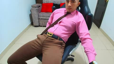 Snapshot of sebastian_oconnor77 chatting on 02-09-25, 12:08 juan sebastian online show from 02-09-25, 12:08