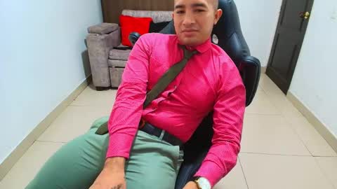 Snapshot of sebastian_oconnor77 chatting on 02-16-25, 06:43 juan sebastian online show from 02-16-25, 06:43