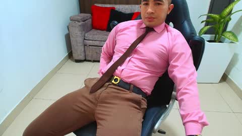 Snapshot of sebastian_oconnor77 chatting on 02-19-25, 07:16 juan sebastian online show from 02-19-25, 07:16