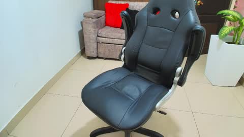 Snapshot of sebastian_oconnor77 chatting on 02-26-25, 03:30 juan sebastian online show from 02-26-25, 03:30