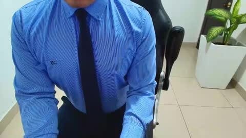 Snapshot of sebastian_oconnor77 chatting on 02-28-25, 07:56 juan sebastian online show from 02-28-25, 07:56